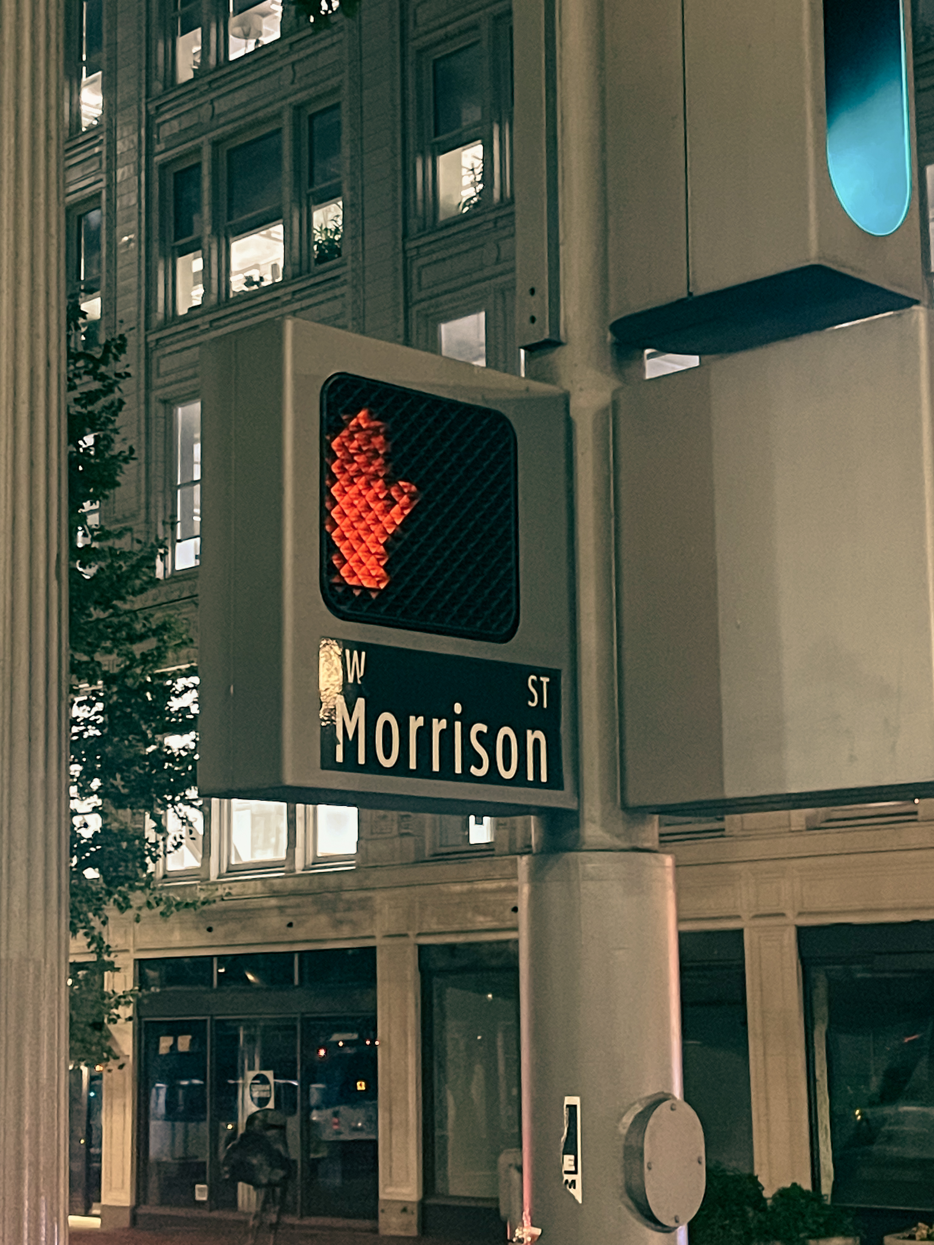 반복 업무를 줄이기 위해 마케팅 자동화 시스템을 만들고 있습니다.